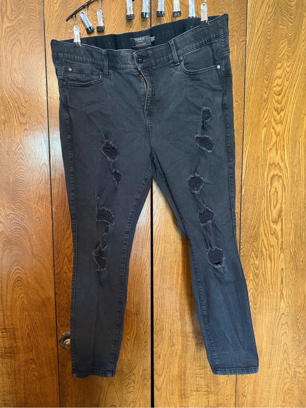 Torrid Bombshell Skinny Distressed Black Jeans